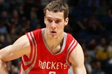 或者传中路 或者传中路